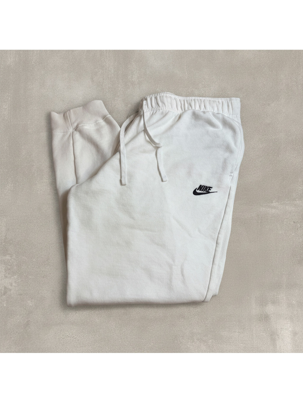 Nike Mens XL White Club Fleece Cuffed Sweatpants Jogger Embroidered Swoosh Pants